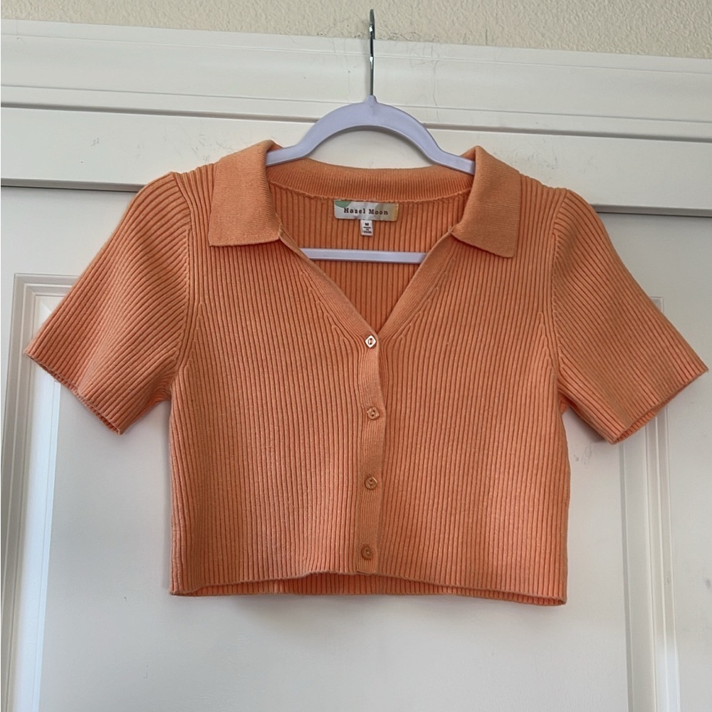 NWOT Peach Ribbed Knit Button-Up Crop Top - Picture 2 of 4